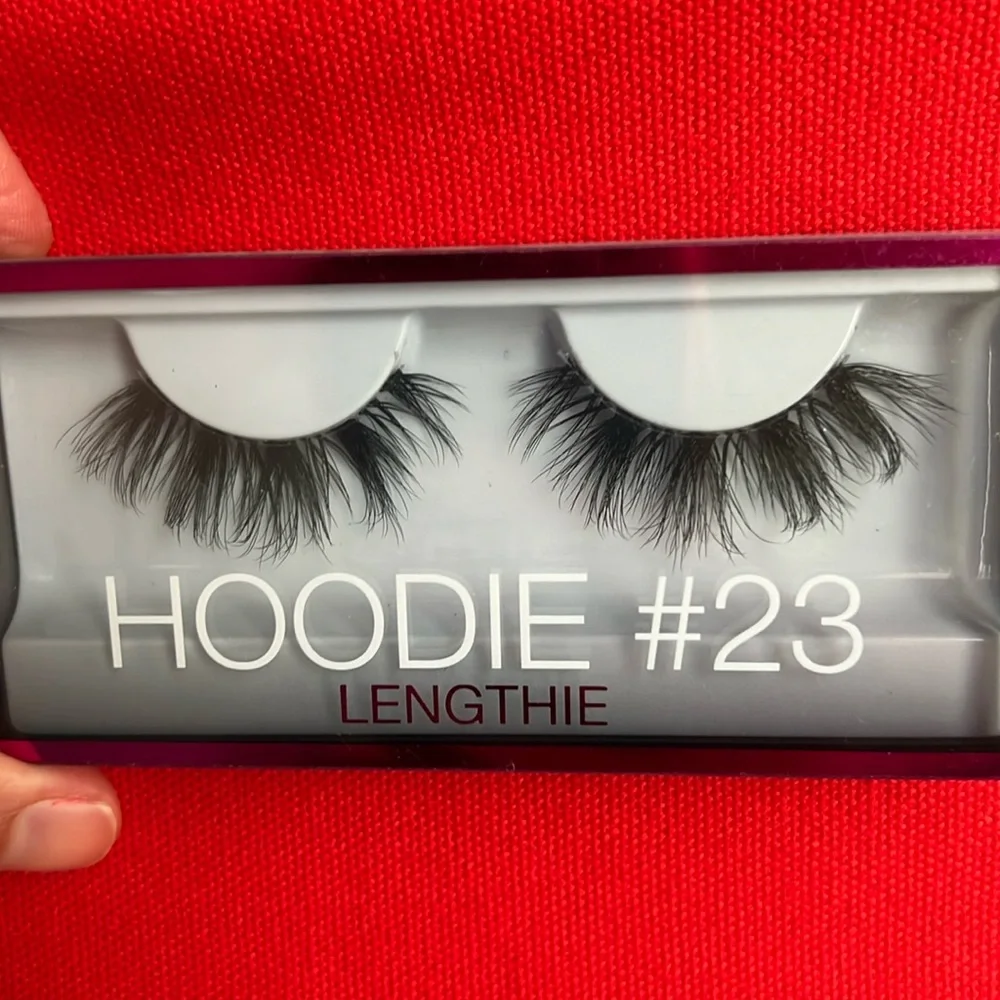 New Huda Beauty Hoodie #23 Lengthie lashes - Picture 1 of 1